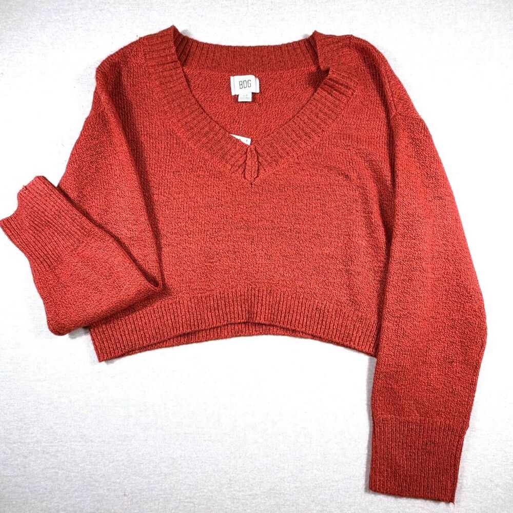 BDG NWT Crop Long Sleeve Sweater Small VNeck Relaxed Preppy Indie Minimalist Y2K